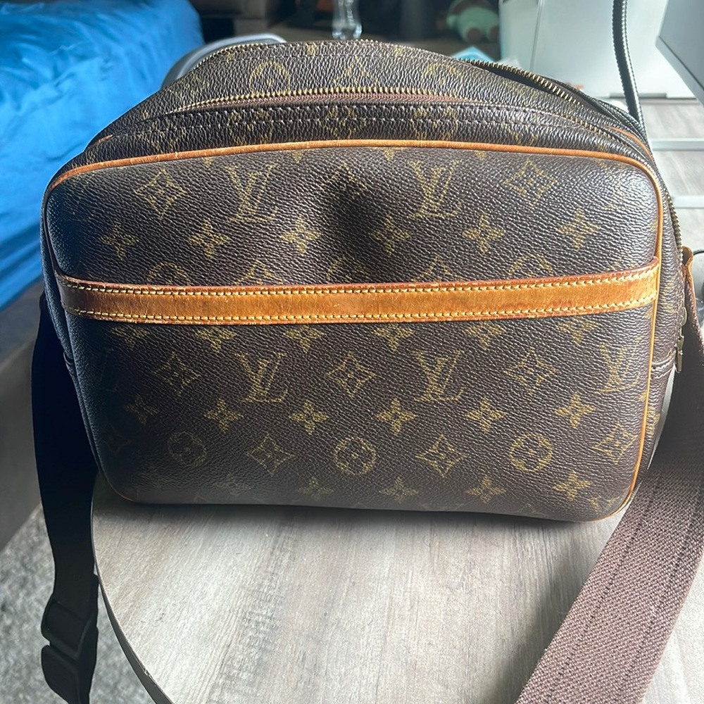 Louis Vuitton Reporter PM